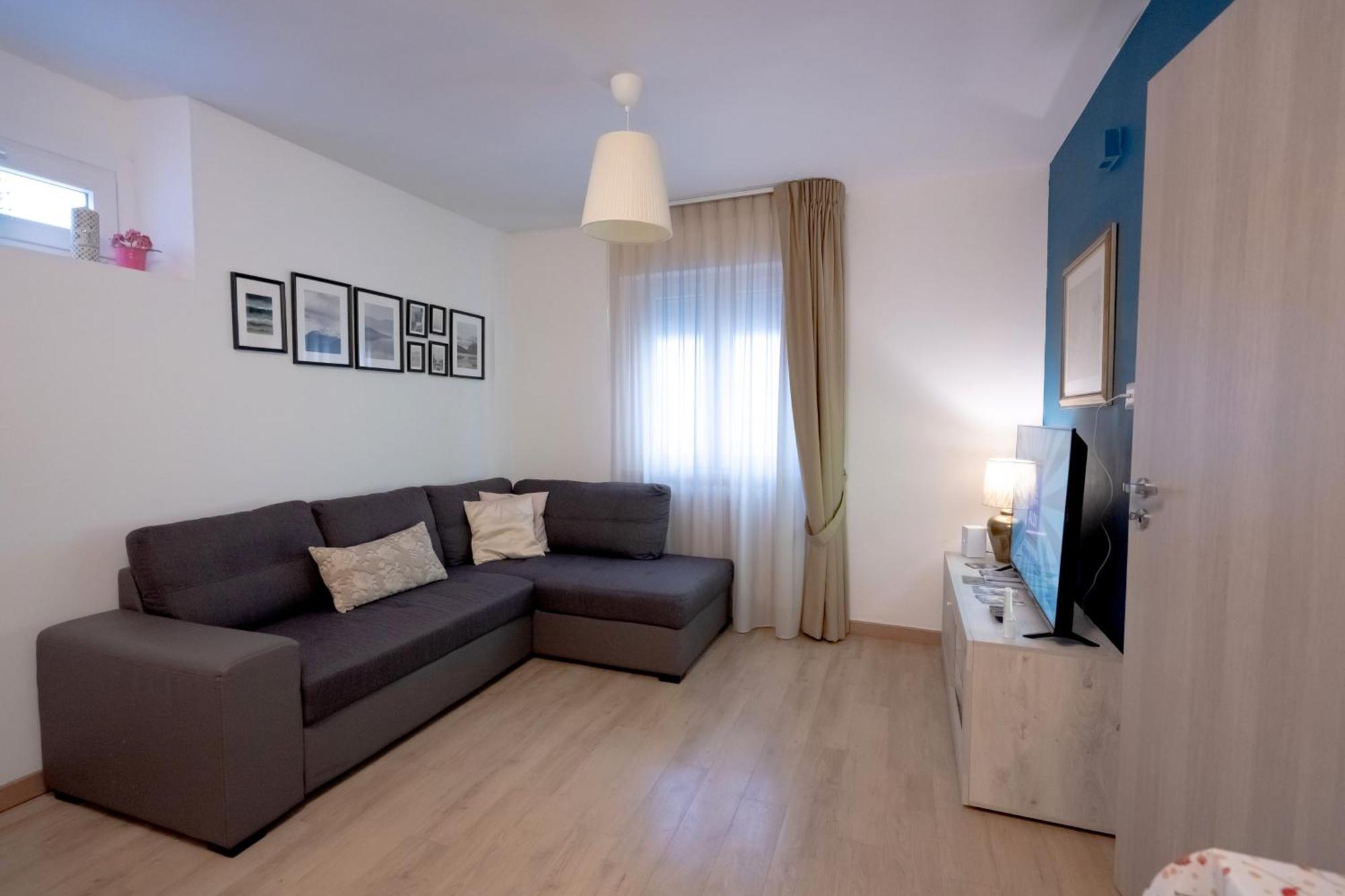 דירות ואסטו Cristian House מראה חיצוני תמונה