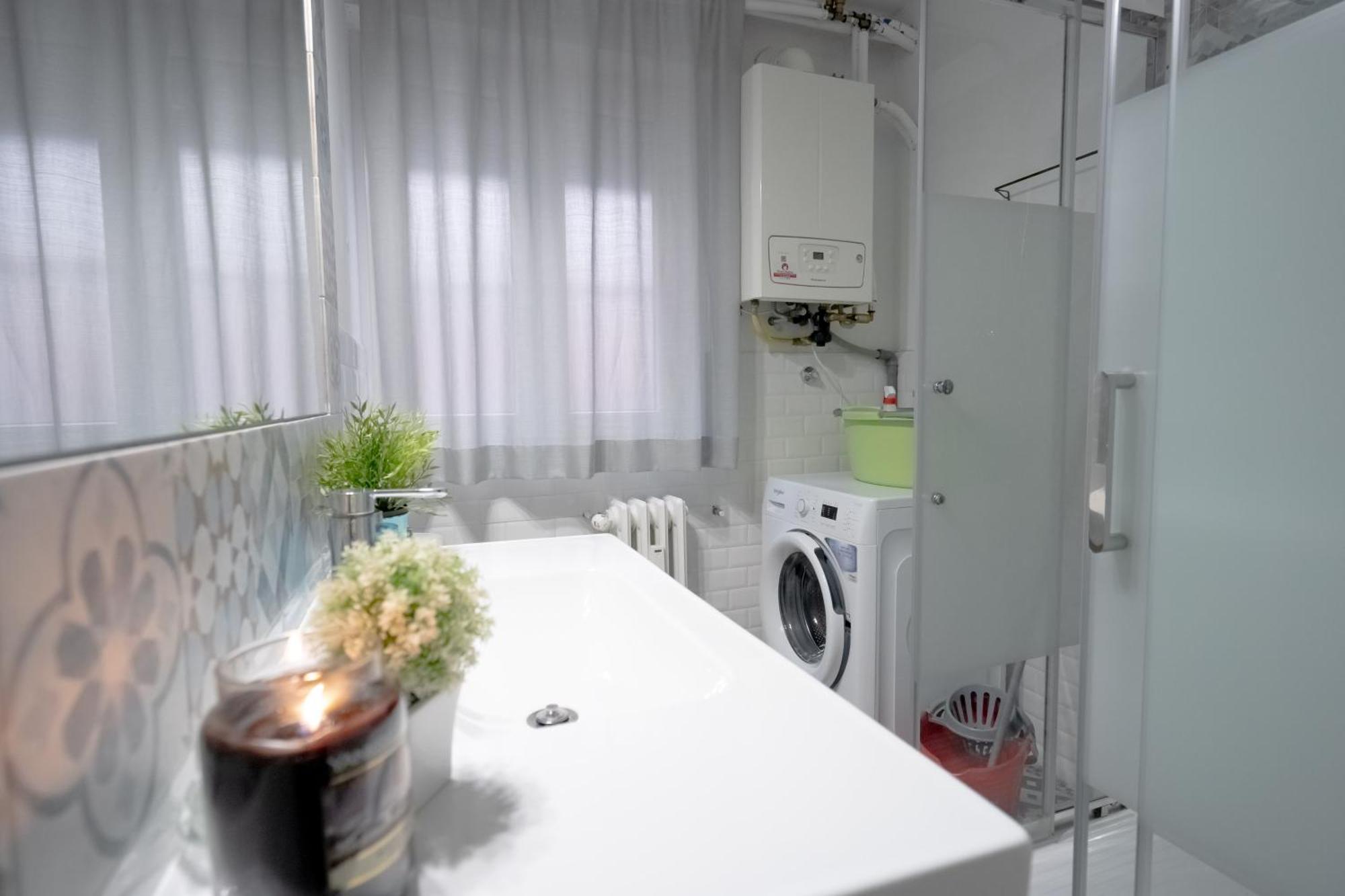 דירות ואסטו Cristian House מראה חיצוני תמונה